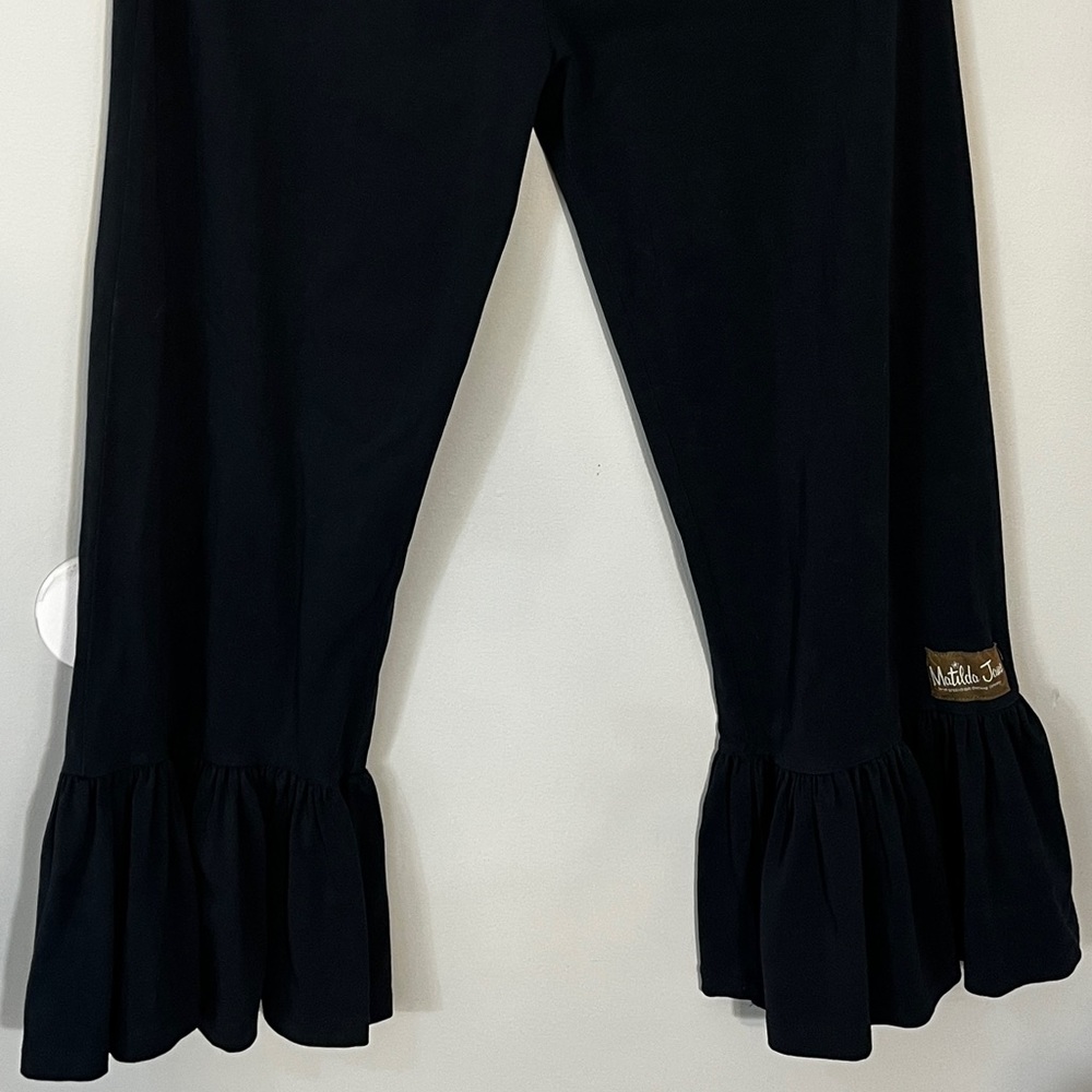 Matilda Jane Ruffle pants new without tags Charcoal black size med